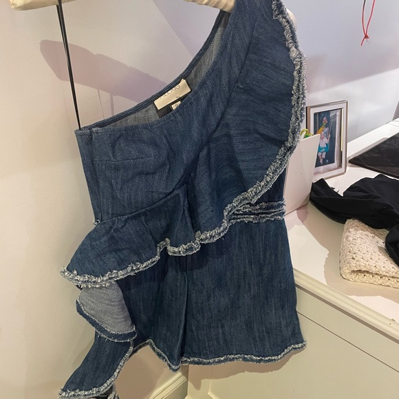 Alexis one-shoulder denim romper with ruffle. - Picture 2 of 2